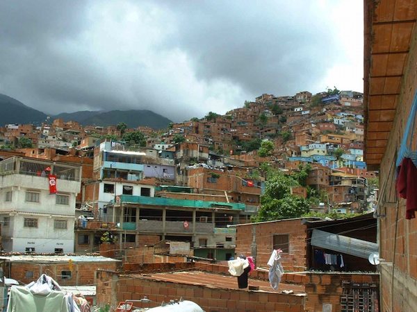 Looking-in from the barrios that surround Venezuela’s capital. Credit: Jonah Gindin