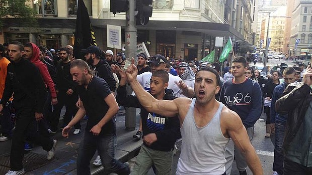 art-rioters-620x349