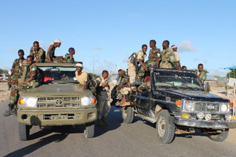somalia-elashabiyaha-soldiers-340_227