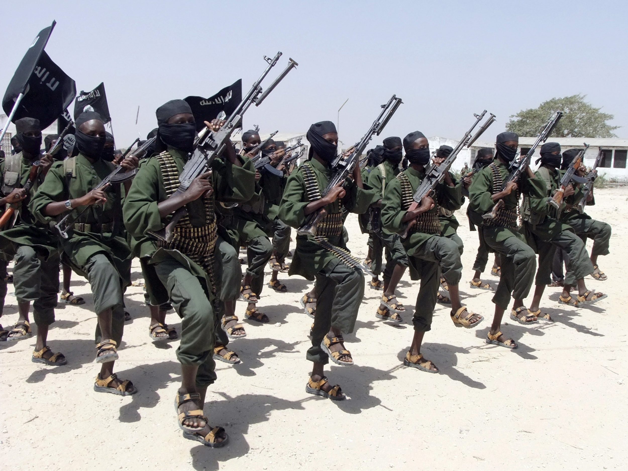 1380111843_somalia-al-shabaab_03
