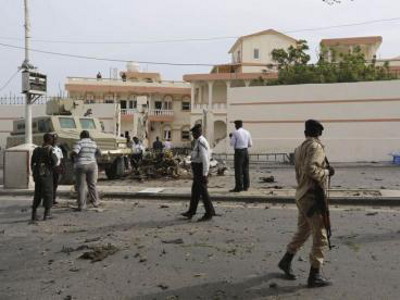 Somalia_suicide_car_bomb_400x300