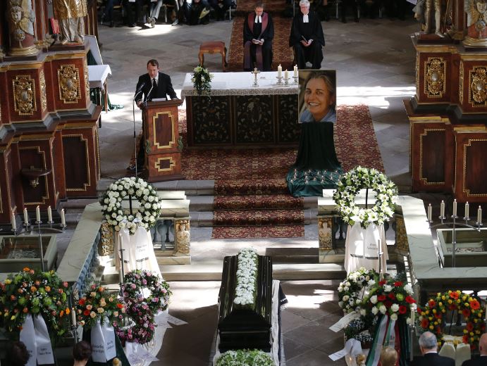 journalist funeral