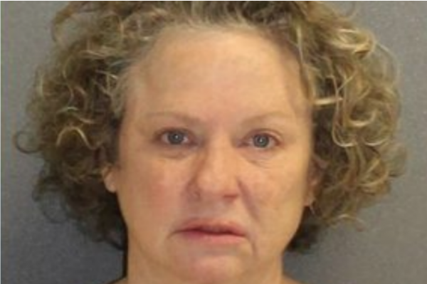 (photo) Julie Edwards, Threatens Police “ku Klux Klan (kkk) Would Be 