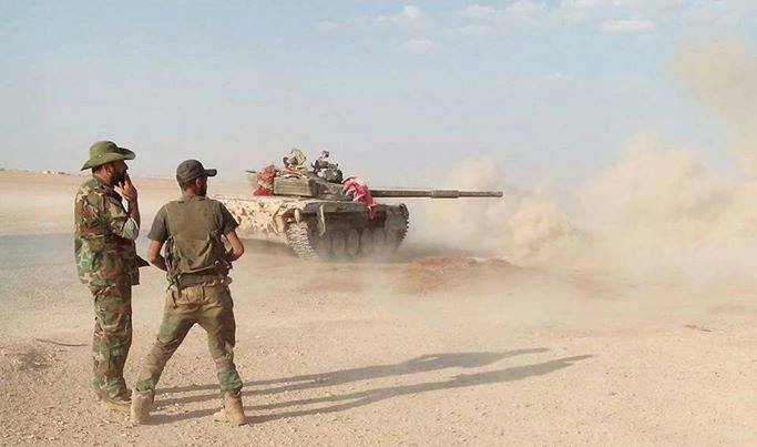 Syrian-Army-tank-in-northern-Deir-Ezzor-1