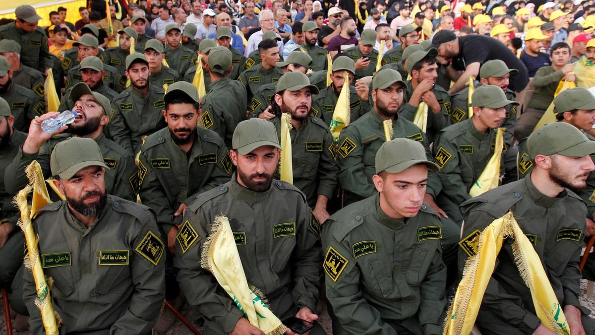 Lebanon-s-Hezbollah-fighters-at-a-rally-in-al-Ain