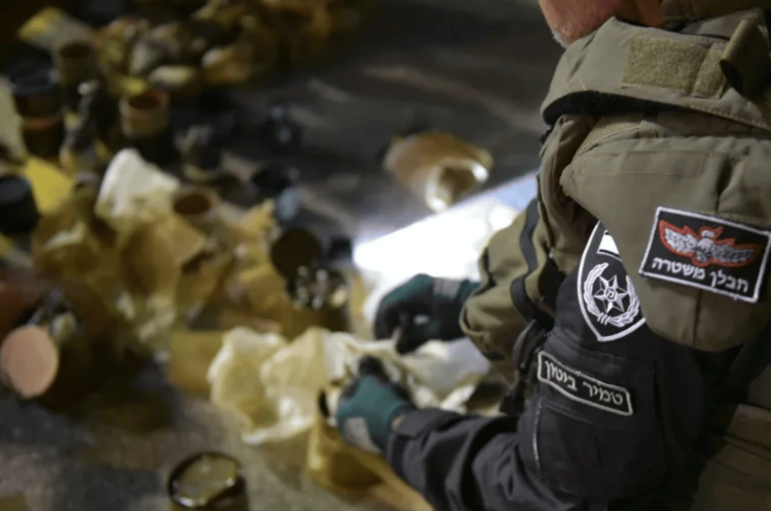 Police Seize 100 Grenades At Border Between Israel and Lebanon - 25 April 2022