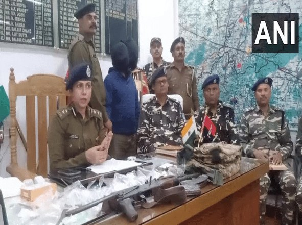Bihar Police Arrested Rs 10 Lakh Bounty Naxal in Gaya District, Bihar, India - 18 December 2022