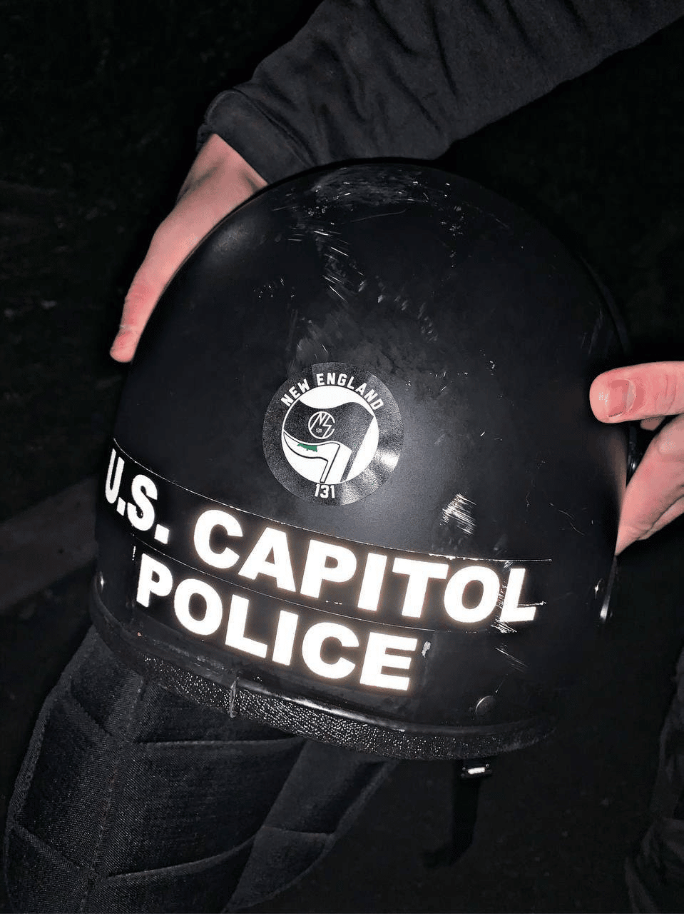 (Photos) Right-Wing Extremists Circulate Photos of a Helmet Celebrating the Anniversary of January 6 Capitol Siege in Washington DC, United States - 6 January 2023