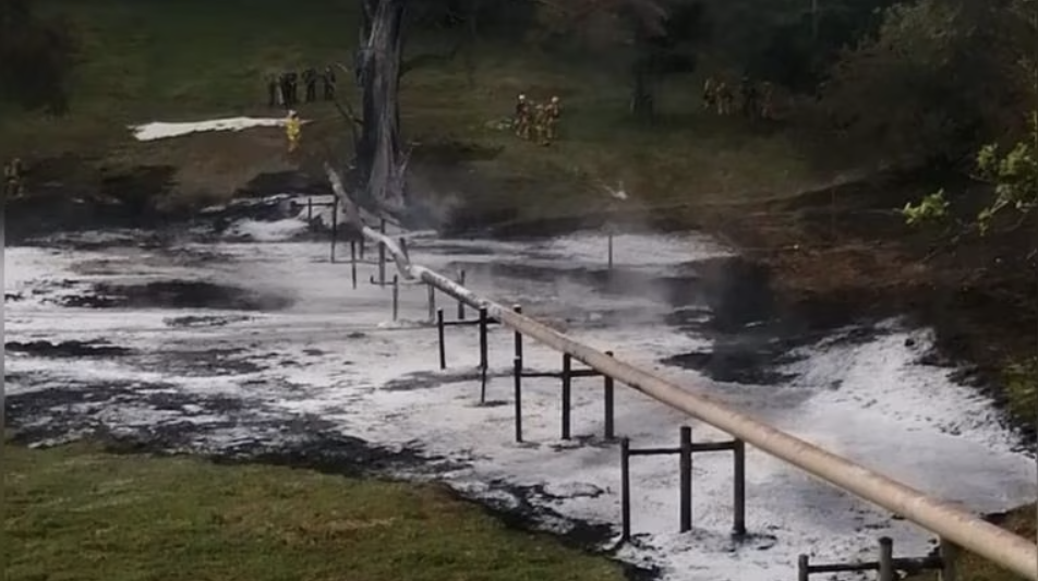 mprovised Explosive Device (IED) Attack on Ecopetrol Oil Pipeline by Members of 'Ejercito de Liberacion Nacional (ELN) Causes Environmental Damage, Barrancabermeja, Santander, Colombia - 10 March 2023