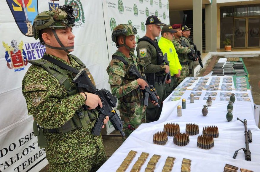 Security Forces Discover a Cache of Ammunition of the 'Rodrigo Cadete' Structure of the Central General Staff (EMC), in Las Juntas, La Montañita, Caquetá, Colombia - 01 August 2023