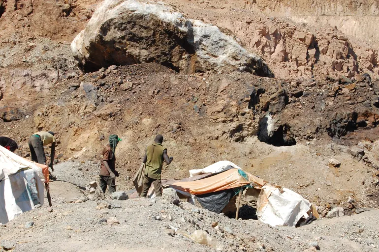 Mining Operations Lead to Human Ruight Absues in Congo (DRC)