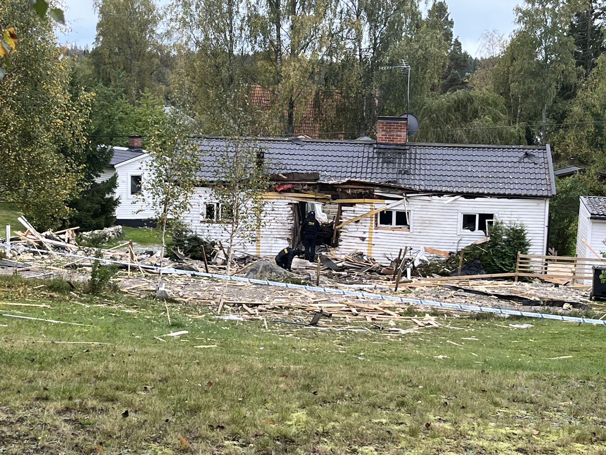 Suspected Foxtrot Gang-Linked Detonation of an Improvised Explosive Device (IED) Targets a House in Kungsängen, Upplands-Bro, Stockholm, Sweden - 05 October 2023