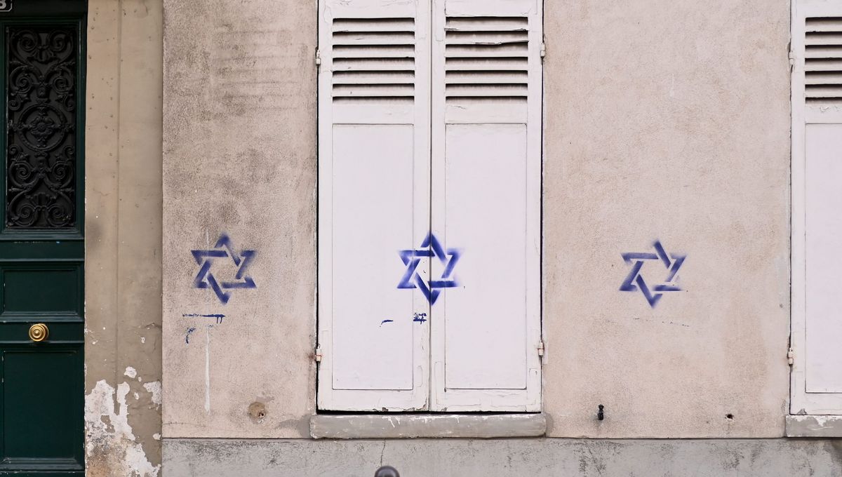 Authorities Allege Russian Interference Behind Some of the 250 Stars of David Painted on Walls Across Paris, France - 07 November 2023