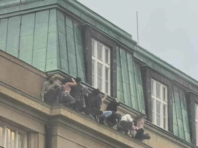 TRAC Incident Report: Lone Wolf Mass Shooter David Kozak Opens Fire & Kills at Least 15 before Committing Suicide, at Charles' University's Faculty of Arts on Jan Palach Square, Prague, Czech Republic - 21 December 2023