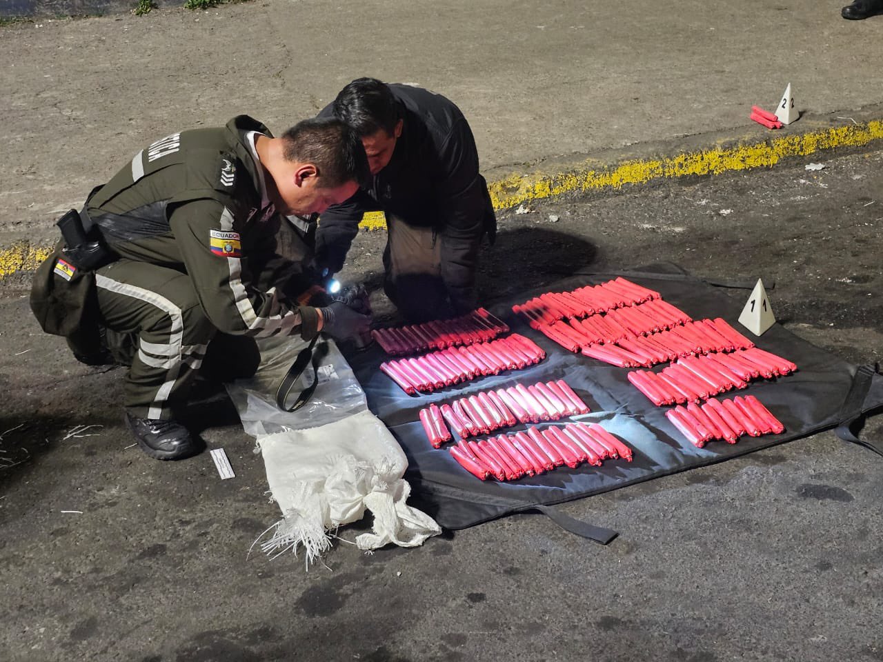 Police Operation Leads to the Discovery and Seizure of 126 Sticks of Dynamite Outside a Community Police Station (UPC), San Roque Market, Central Quito, Ecuador - 15 January 2024