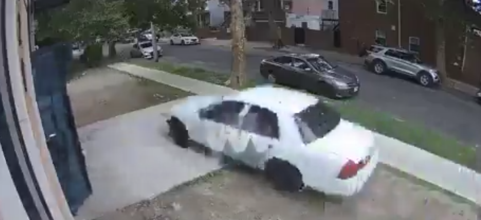 Driver Attempts to Run Over Orthodox Jews, Brooklyn, NY, US