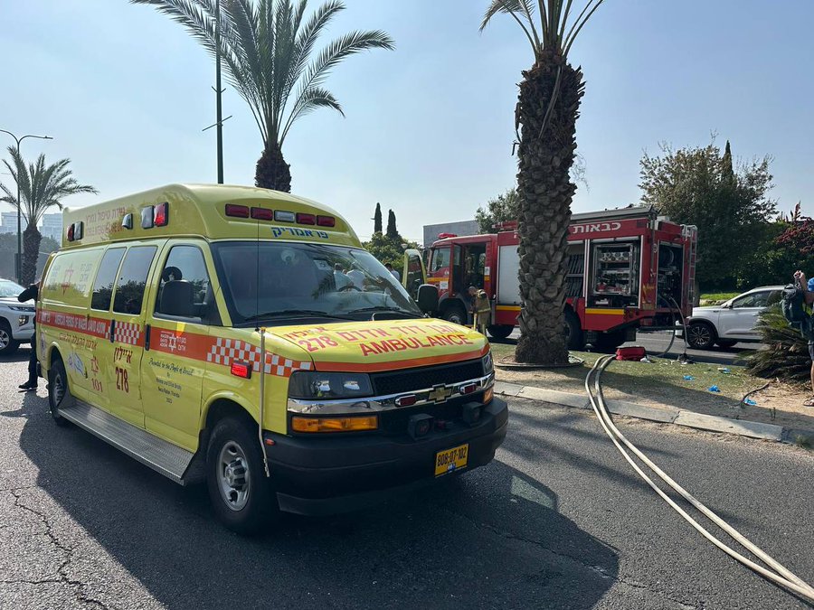 Suspected Vehicle Borne Improvised Explosive Device (VBIED) Dettonates, Injuring Two People, Rehovot, Southern Coastal Plain, Israel - 13 June 2024 
