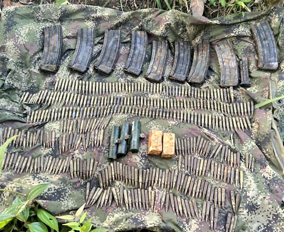 (Photos) Security Forces Discover and Seize War Material Belonging to the Central General Staff (EMC)/Revolutionary Armed Forces of Colombia (FARC) in Chaparral, Tolima, Colombia - 05 June 2024