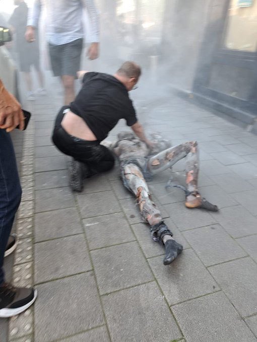 TRAC Incident Report: Unknown Man Drops Possible Bottle Modified into an IED / Incendiary Device Causing an Explosion that Killed One & Injured Four, on Konrad-Adenauer-Straße, Solingen, Germany - 24 June 2024