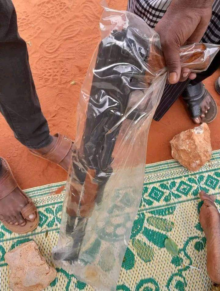 (Chatter) Truck Full of Arms Stopped and Looted on Its Way From Ethiopia in Abudwak, Galgaduud Province, Somalia - 15 July 2024