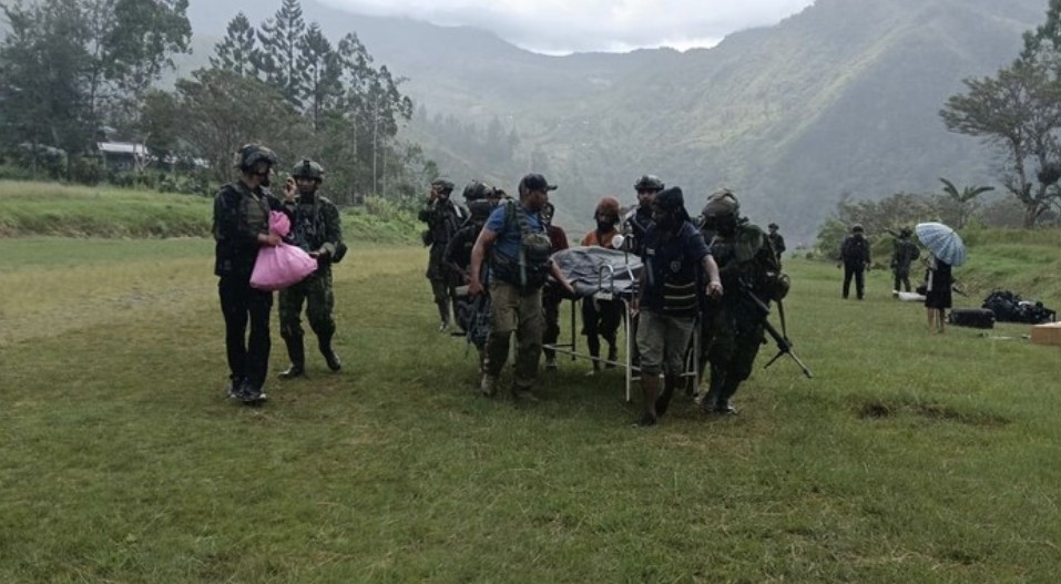 Free Papua Movement (OPM) Rebels Target School Buildings and a Hospital in an Arson Attack, Knife to Death One Teacher, and Injure Seven Others in Anggruk District, Yahukimo Regency, Papua Highlands, Indonesia - 21 and 22 March 2025
