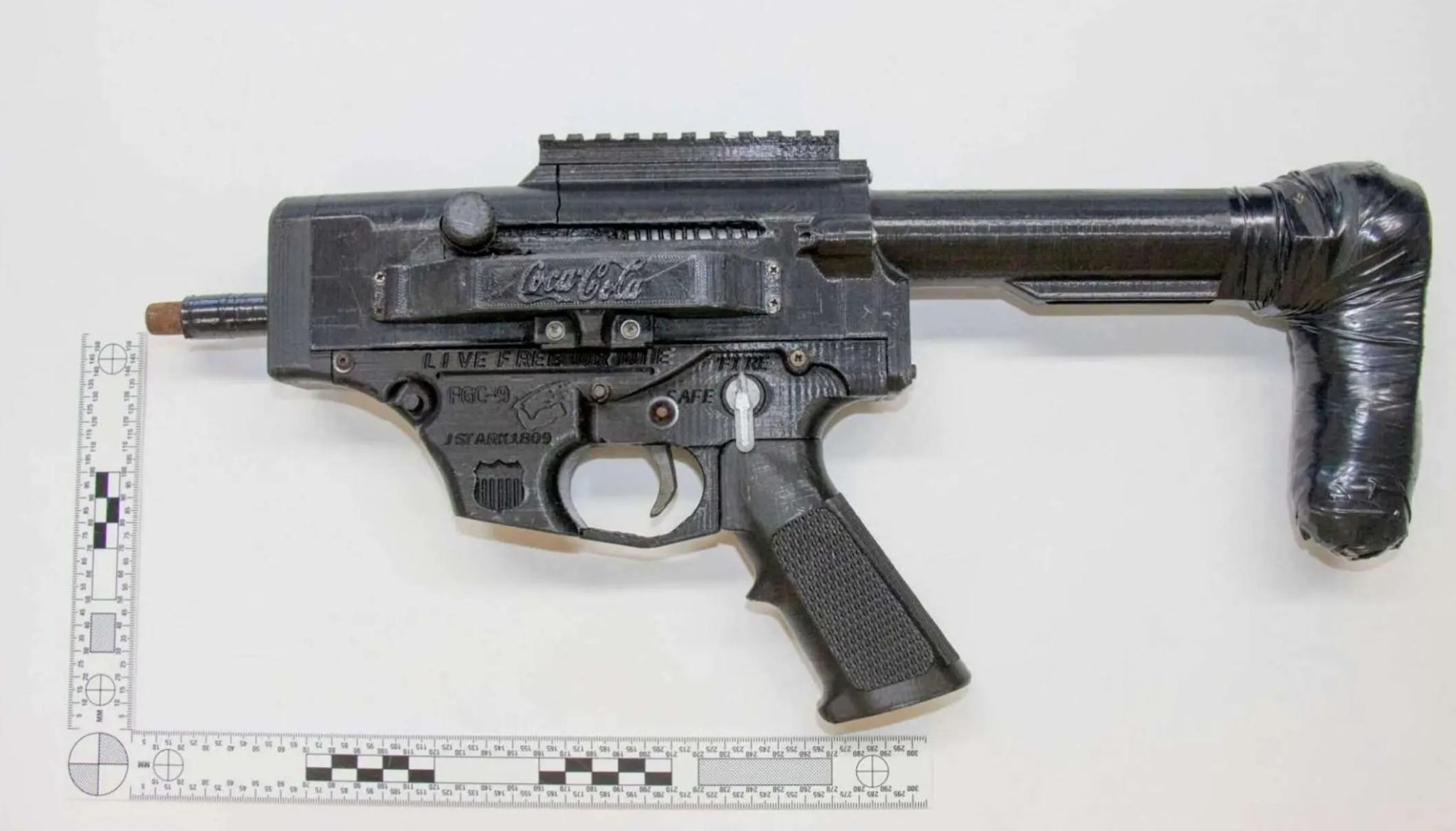 (Photo) Two Ukrainian Nationals Acquitted of Aggravated Weapons Offenses After Being Photographed with a 3D-Printed Gun (Ghost Gun), Bjurhovda, Västerås, Sweden - 15 April 2025