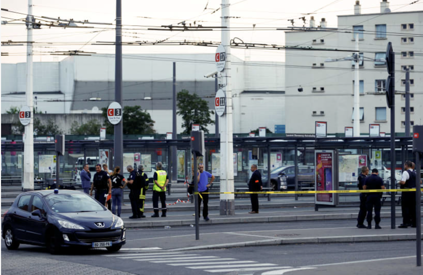 TRAC Incident Report: French Jew Assaulted By 2 Antisemites Calling Them 'Dirty Jew' & 'Dirty Fascist', in Villeurbanne, Lyon, Auvergne-Rhône-Alpes, France - 14 April 2025
