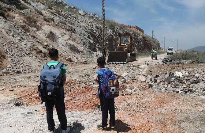 Israel Strikes South Lebanon, Aoun Holds Urgent Talks to Halt Attacks, Israel & Lebanon - 08 May 2025