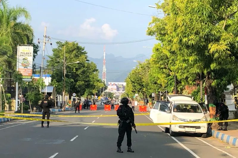 Two Men Threaten to Bomb a Police Base Following a Traffic Accident Involving a Militant Convict, Pacitan Regency, East Java Province, Indonesia - 26 April 2025