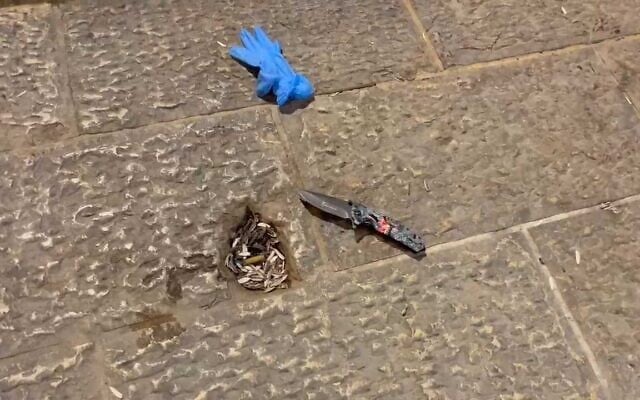 Israeli Police Officer Injured by a Knife-Wielding Assailant in a Suspecter Terror-Related Attack, Temple Mount’s Chain Gate, Jerusalem’s Old City, West Bank - 16 May 2025