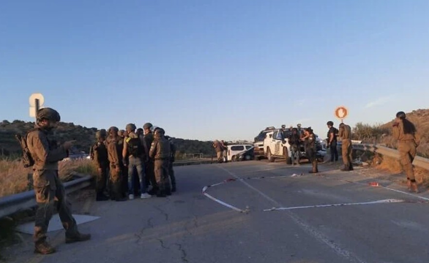 Palestinian Gunman Seriously Wounds Two Israeli Soldiers at a Checkpoint in Reihan, Northern West Bank - 07 May 2025